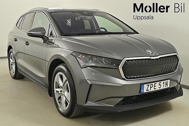 Graphite grey metallic Begagnad 2022 Skoda Enyaq iV SUV | 349 000 kr (Marknadspris) - Bild 1/4
