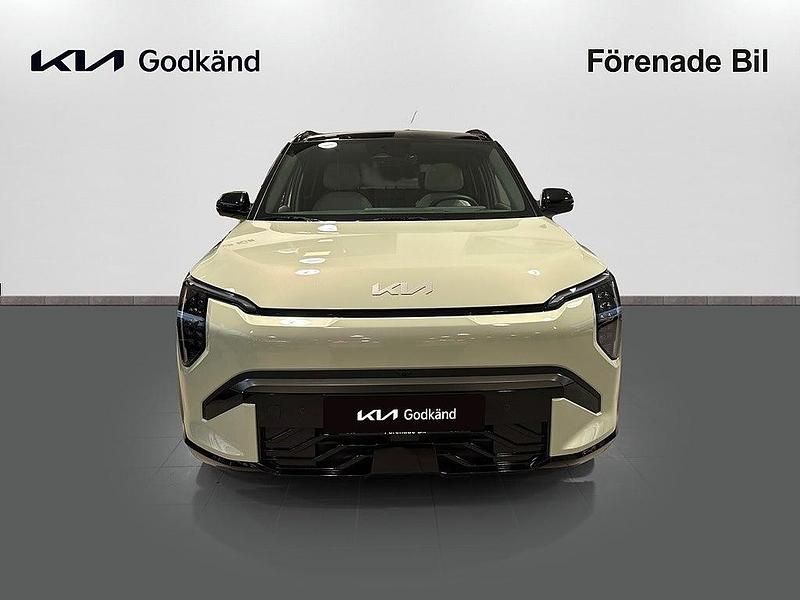 Begagnad Kia EV3 GT-Line 150 kW (204 HK) 2024 Grön SUV