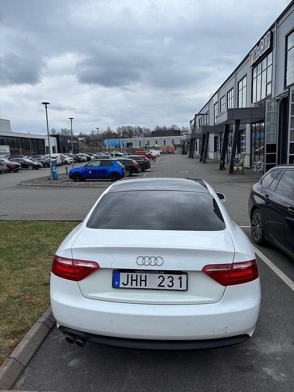Begagnad Audi A5 170 HK (125 kW) 2008 Vit Sportkupé