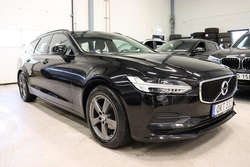 Begagnad Volvo V90 Kinetic 190 HK (139 kW) 2016 Svart Kombi