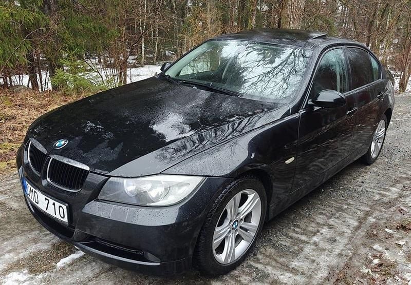 Begagnad BMW 320 Advantage 177 HK (130 kW) 2008 Svart Sedan