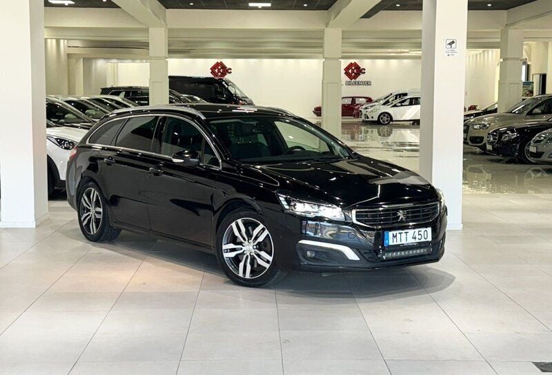 Svart Begagnad 2015 Peugeot 508 GT Kombi | 104 900 kr (Marknadspris) - Bild 1/4