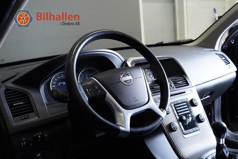 Begagnad Volvo XC60 Momentum 163 HK (119 kW) 2013 Svart SUV