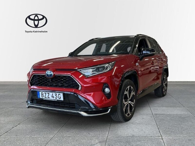 Röd Begagnad 2021 Toyota RAV4 Hybrid Style SUV | 359 900 kr (Bra pris) - Bild 1/3