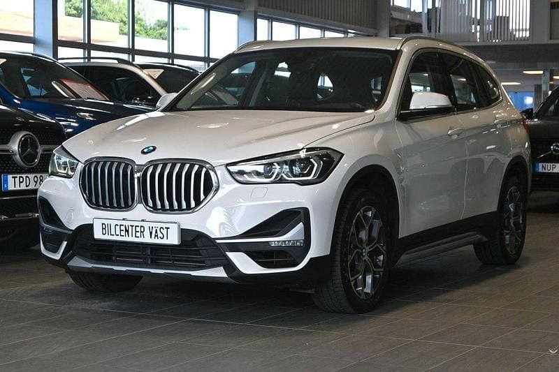 Vit Begagnad 2020 BMW X1 xLine SUV | 239 000 kr (Bra pris) - Bild 1/4