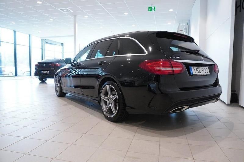 Begagnad Mercedes 200 AMG line 184 HK (135 kW) 2018 Svart