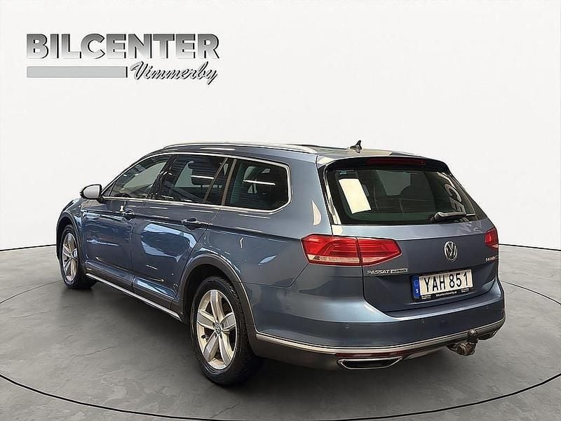 Begagnad VW Passat Alltrack 190 HK (139 kW) 2015 Blå Kombi