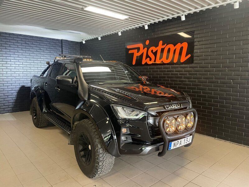 Svart Begagnad 2021 Isuzu D-Max Pickup | 705 000 kr - Bild 1/4