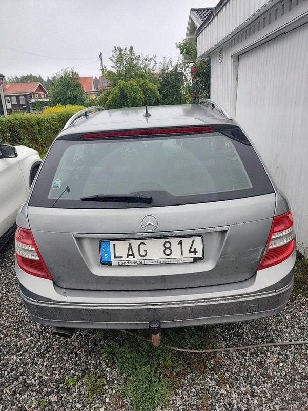 Silver Begagnad 2011 Mercedes C220 Avantgarde Kombi | 20 000 kr (Superpris) - Bild 1/3