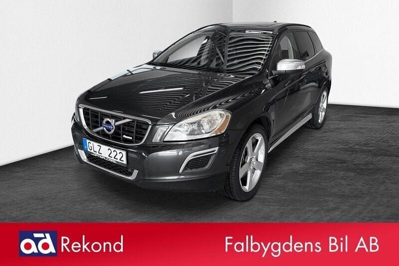 Grå Begagnad 2013 Volvo XC60 R-Design SUV | 124 000 kr (Superpris) - Bild 1/4