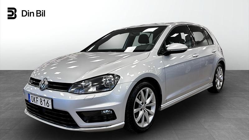 Silver Begagnad 2017 VW Golf VII | 149 800 kr (Lite dyr) - Bild 1/4