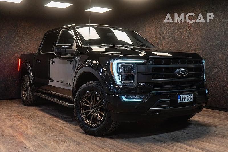 Svart Begagnad 2021 Ford F-150 Lariat Pickup | 699 500 kr - Bild 1/4