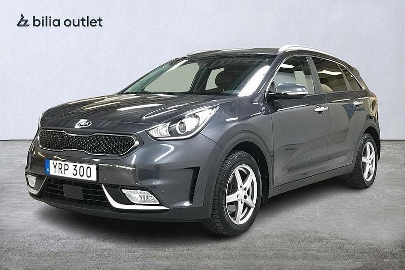 Grå Begagnad 2018 Kia Niro Advance SUV | 179 900 kr (Marknadspris) - Bild 1/3