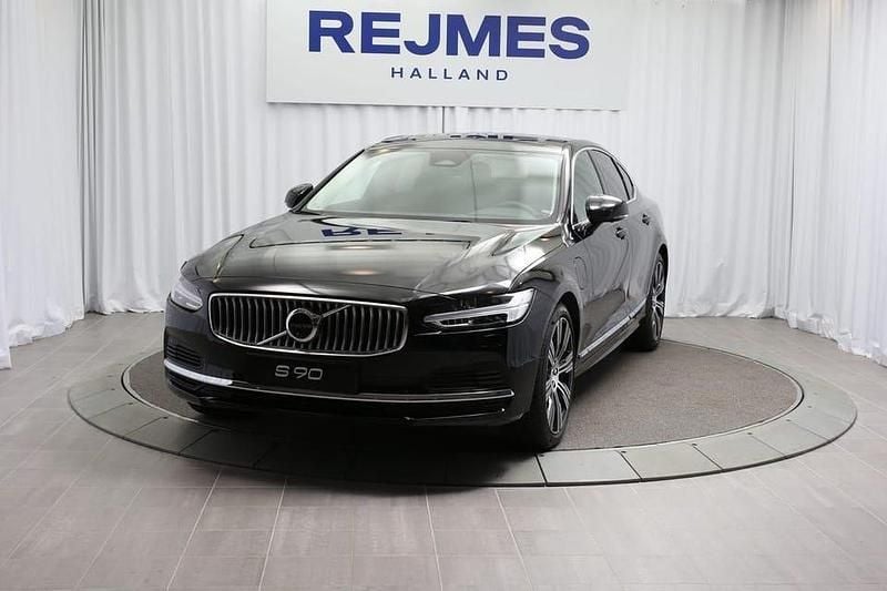 Svart Begagnad 2024 Volvo S90 Plus Sedan | 559 500 kr - Bild 1/4