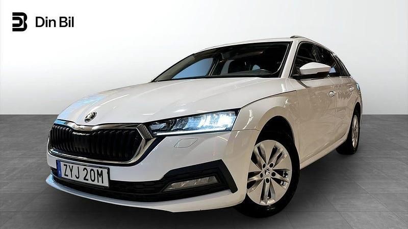 Candy white Begagnad 2022 Skoda Octavia Ambition Kombi | 219 900 kr (Bra pris) - Bild 1/4
