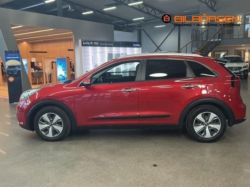 Begagnad Kia Niro Advance 141 HK (103 kW) 2019 Röd SUV