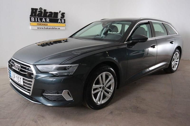 Grå Begagnad 2023 Audi A6 Sport Kombi | 419 500 kr (Marknadspris) - Bild 1/4