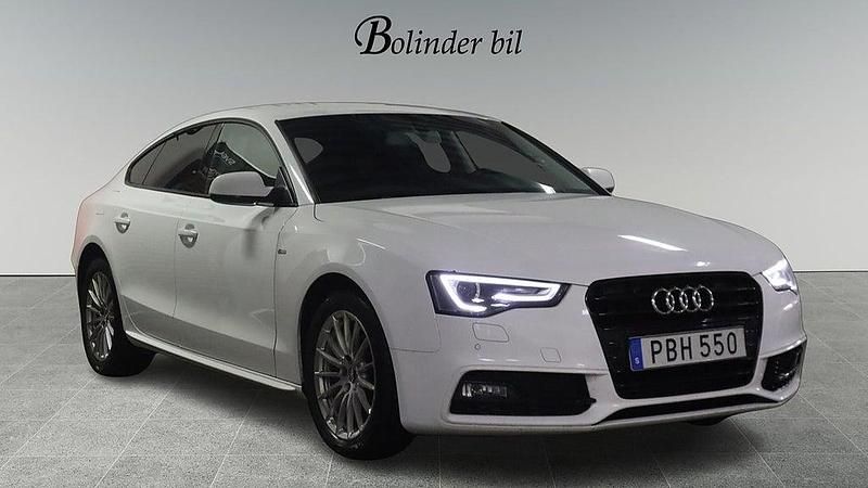 Vit Begagnad 2016 Audi A5 Sportback Sport Halvkombi | 138 900 kr (Bra pris) - Bild 1/4