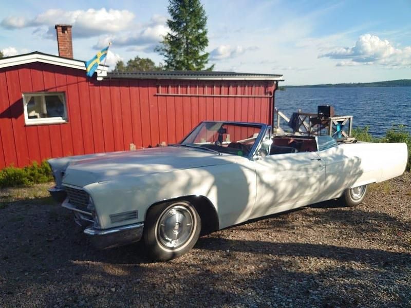 Begagnad 1967 Cadillac Deville Sedan | 150 000 kr - Bild 1/2