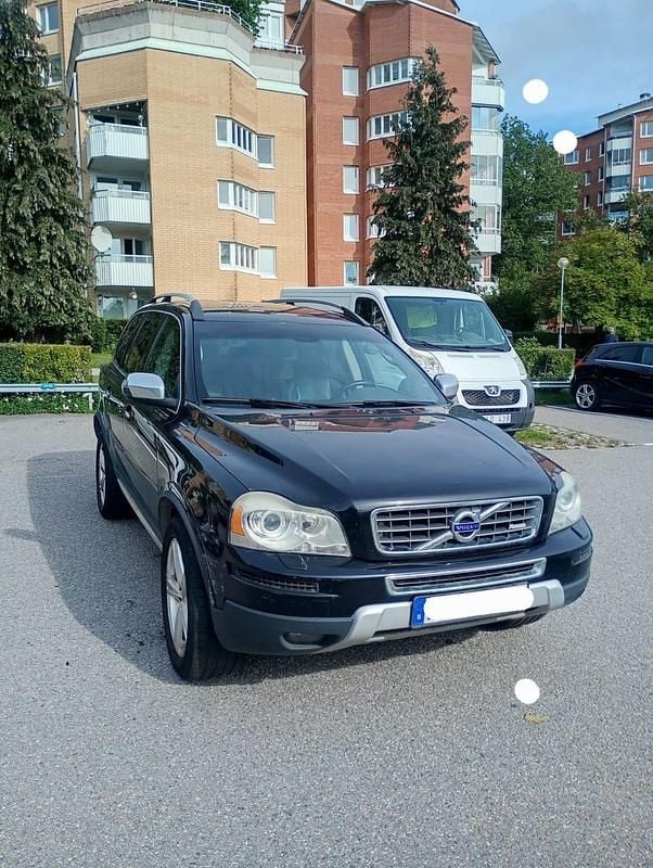Metallic Begagnad 2011 Volvo XC90 SUV | 129 800 kr (Marknadspris) - Bild 1/4
