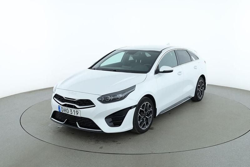 Vit Begagnad 2022 Kia ProCeed GT-Line Kombi | 237 000 kr - Bild 1/3