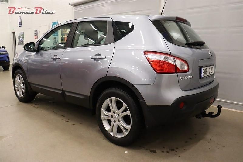 Begagnad Nissan Qashqai 117 HK (86 kW) 2012 Grå SUV