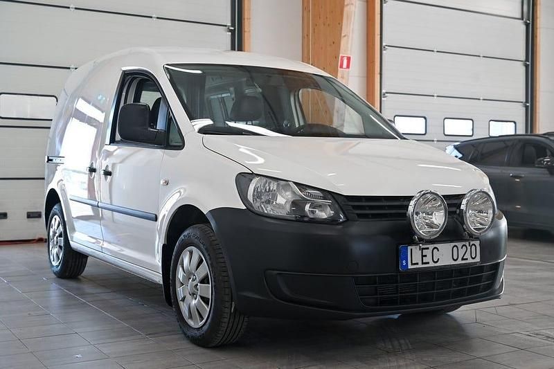Begagnad VW Caddy 75 HK (55 kW) 2011 Vit Minibuss