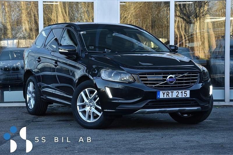 Svart Begagnad 2017 Volvo XC60 SUV | 214 900 kr (Superpris) - Bild 1/4