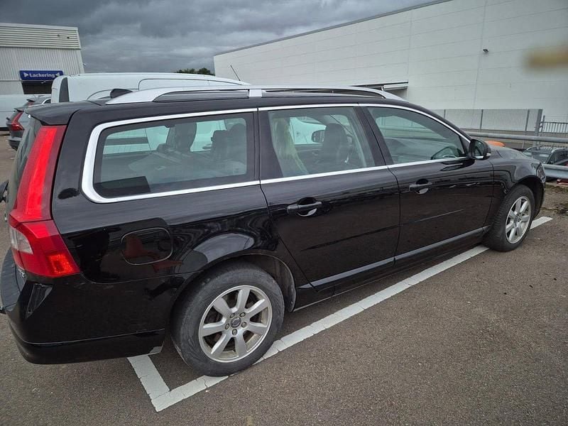 Svart Begagnad 2012 Volvo V70 Summum Kombi | 74 900 kr (Bra pris) - Bild 1/4