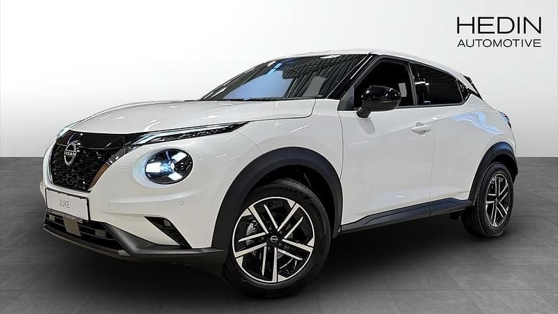 Vit Ny 2025 Nissan Juke N-Connecta SUV | 302 000 kr - Bild 1/4