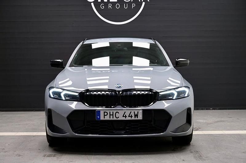 Begagnad BMW 330e M Sport 184 HK (135 kW) 2022 Grå Kombi