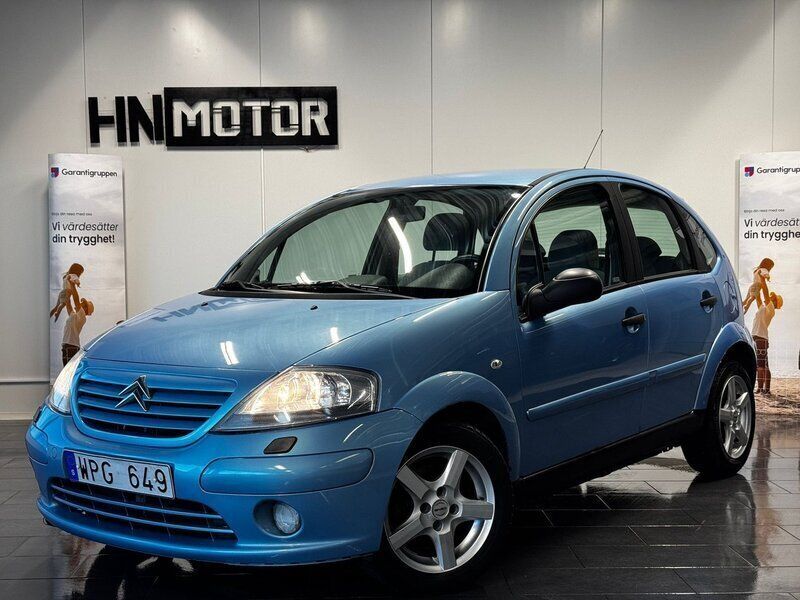 Ljusblå Begagnad 2005 Citroën C3 Halvkombi | 29 900 kr (Marknadspris) - Bild 1/4