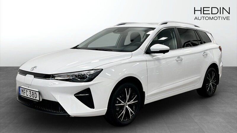 Vit (white) Begagnad 2023 MG MG5 EV Luxury Kombi | 289 900 kr (Marknadspris) - Bild 1/4