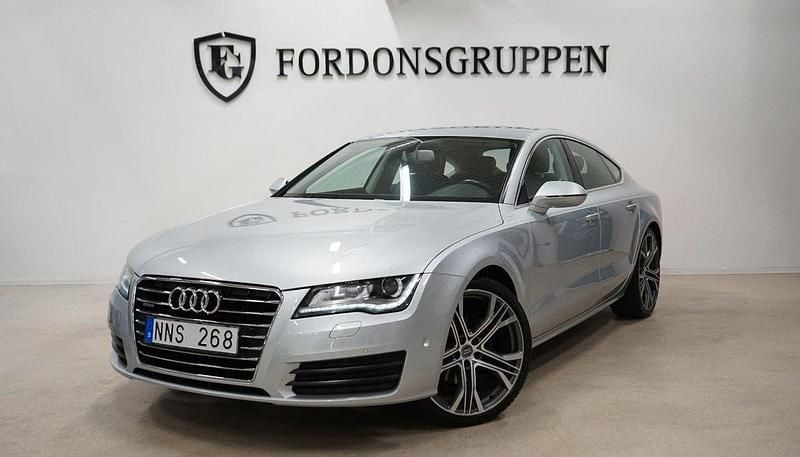 Silver Begagnad 2012 Audi A7 Sportback Comfort Halvkombi | 194 800 kr (Bra pris) - Bild 1/4