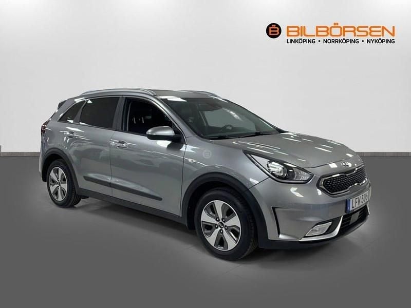 Begagnad Kia Niro Advance 105 HK (77 kW) 2018 /klg/ steel grey SUV