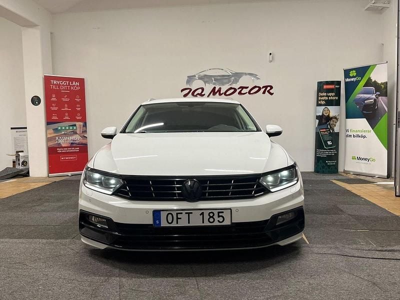 Vit Begagnad 2016 VW Passat GT Kombi | 169 900 kr (Lite dyr) - Bild 1/4