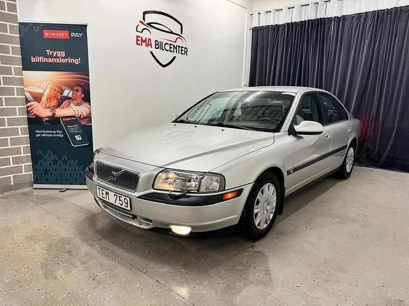 Grå Begagnad 2002 Volvo S80 Sedan | 22 900 kr (Bra pris) - Bild 1/4