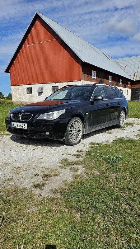 Svart Begagnad 2007 BMW 523 Kombi | 24 000 kr (Bra pris) - Bild 1/4