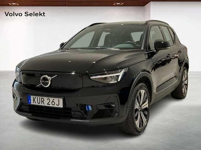 Begagnad Volvo XC40 Plus 175 kW (238 HK) 2023 Svart SUV