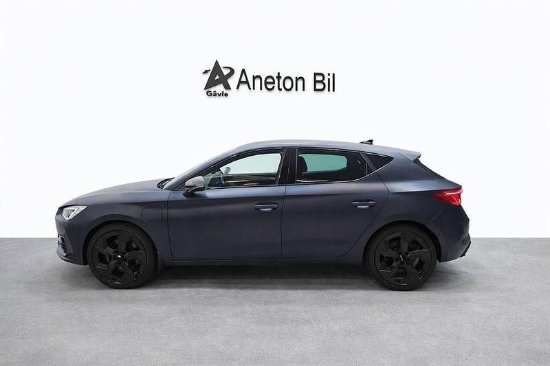 Begagnad Seat Leon CUPRA 245 HK (180 kW) 2021 Blå Halvkombi