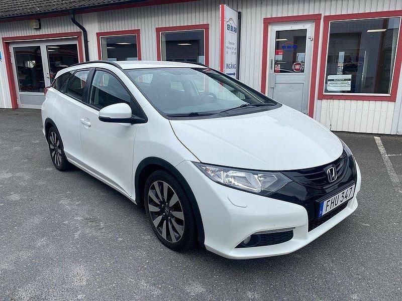 Vit Begagnad 2014 Honda Civic Kombi | 97 900 kr (Bra pris) - Bild 1/4