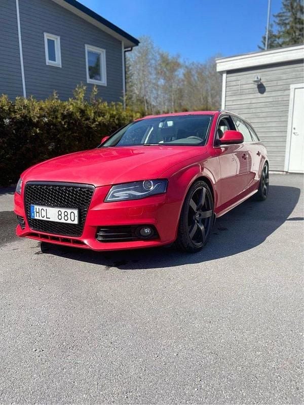 Röd Begagnad 2009 Audi A4 Kombi | 85 000 kr (Lite dyr) - Bild 1/4