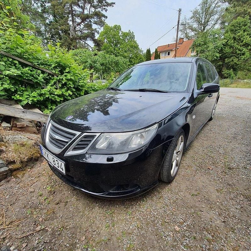 Svart Begagnad 2008 Saab 9-3 Linear Kombi | 58 000 kr (Marknadspris) - Bild 1/2