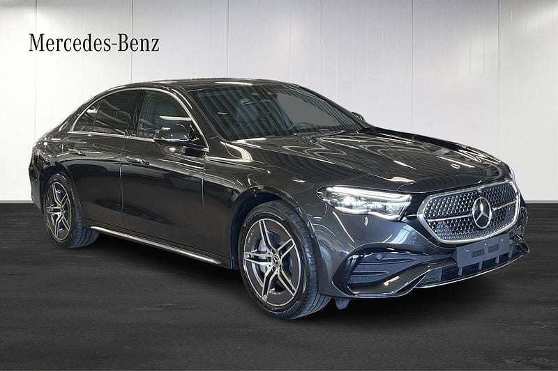 Ny Mercedes E300 Premium 2026 Sedan