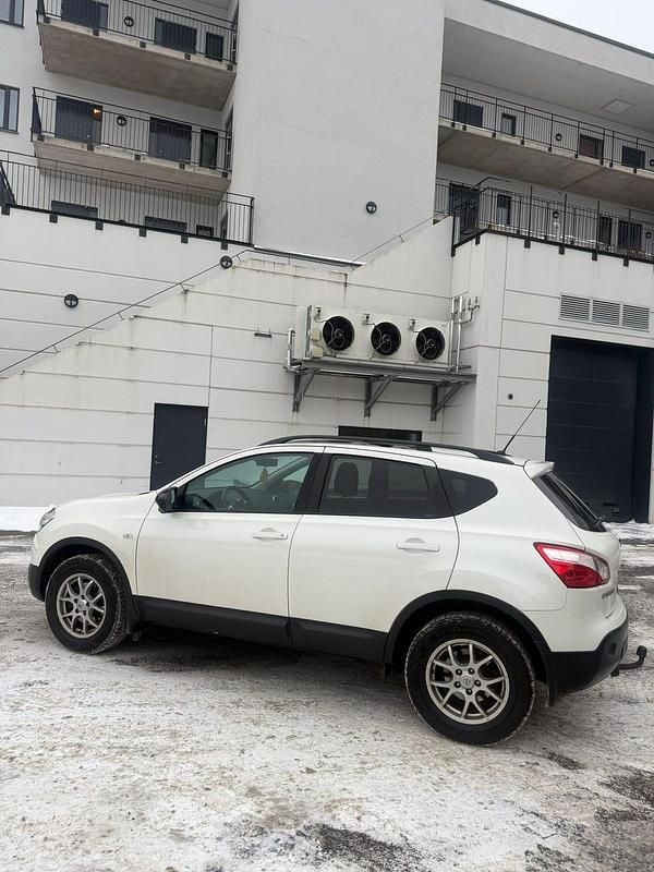 Begagnad Nissan Qashqai 117 HK (86 kW) 2013 SUV