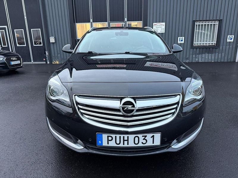 Svart Begagnad 2014 Opel Insignia Business Kombi | 129 900 kr (Lite dyr) - Bild 1/4