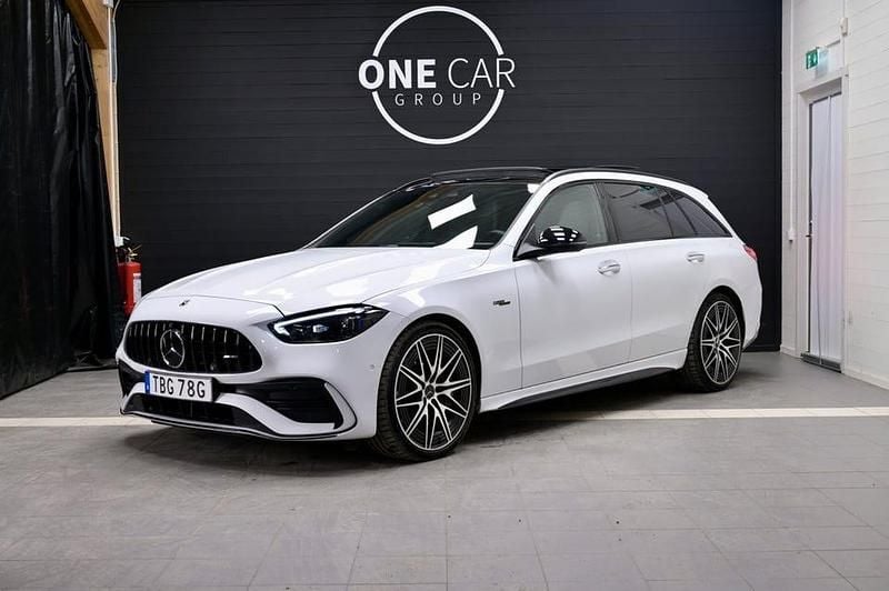 Vit Begagnad 2022 Mercedes C43 AMG AMG Kombi | 648 900 kr (Marknadspris) - Bild 1/4