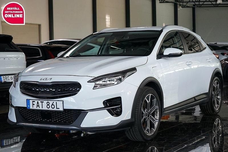 Vit Begagnad 2022 Kia XCeed SUV | 229 500 kr (Bra pris) - Bild 1/4