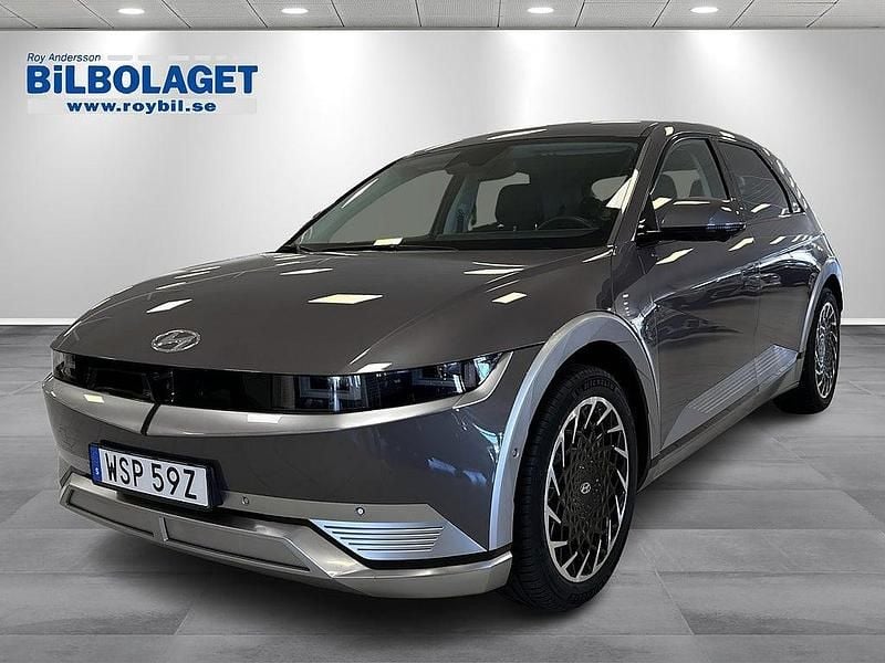Mystic olive green metallic Begagnad 2021 Hyundai Ioniq Advanced Halvkombi | 369 000 kr - Bild 1/4