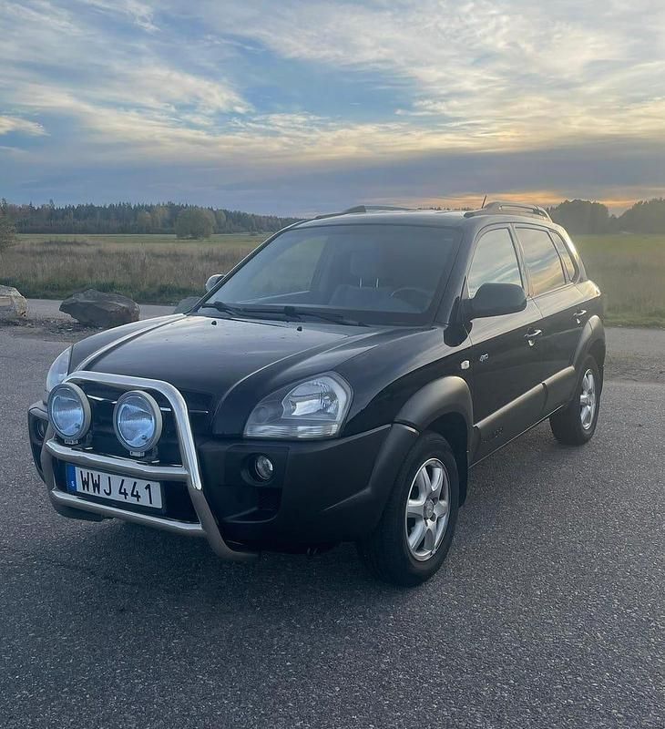 Begagnad 2005 Hyundai Tucson SUV | 37 500 kr (Marknadspris) - Bild 1/4